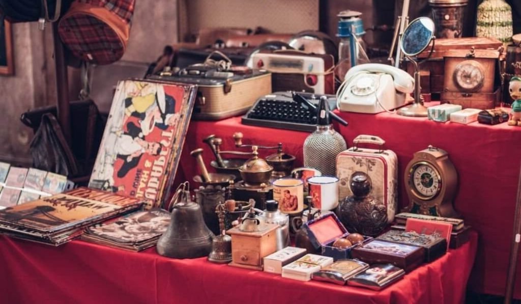 How to price vintage items for resale