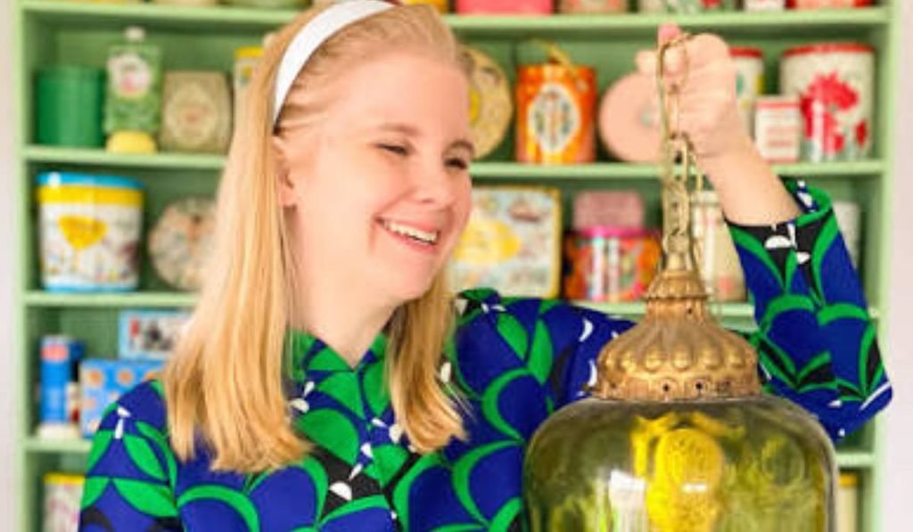 How to price vintage items for resale