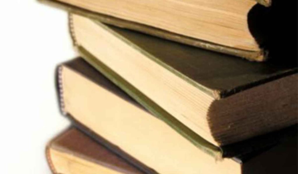 How to resell books on eBay